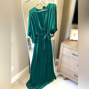 Long Short Sleeve Green Dress